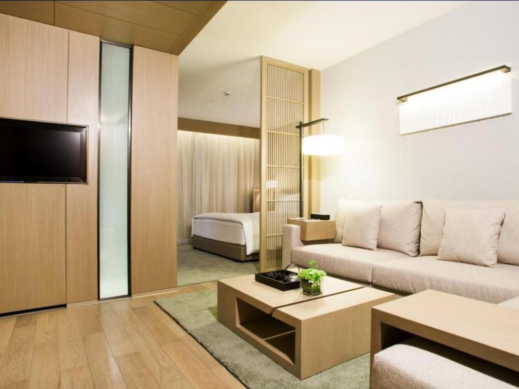 The East Hotel Hangzhou Exterior foto